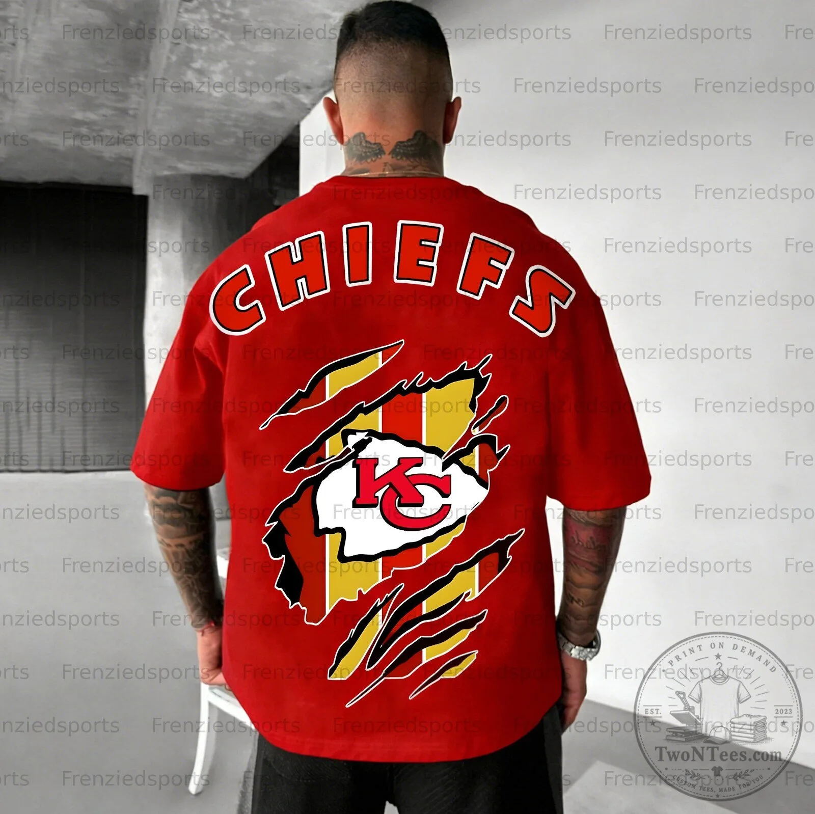 Kansas City Chiefs Football Team Distressed Logo Red T-Shirt