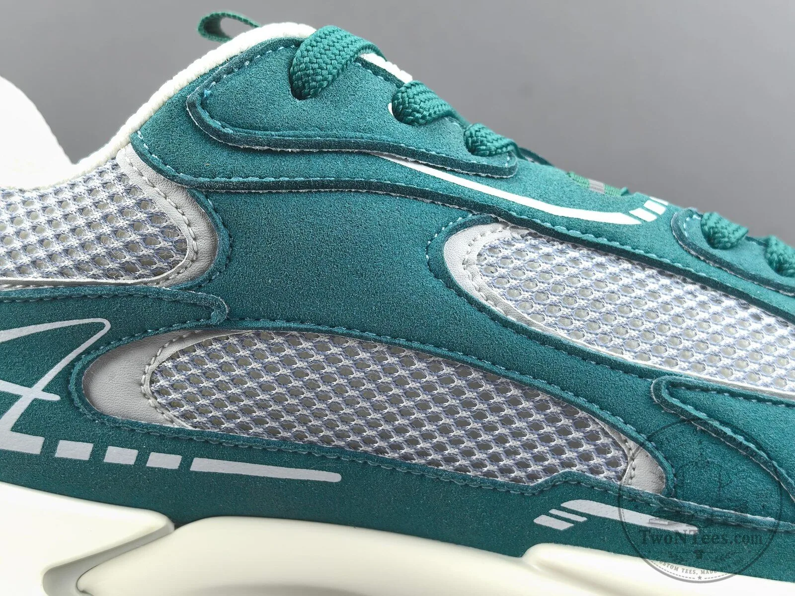 Louis Vuitton Runner Tactic Green Mesh and Suede Sneakers 22 Louis Vuitton Runner Tactic Green Mesh and Suede Sneakers